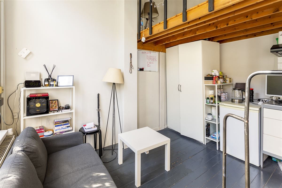 Immeuble de rapport à Marnix Place avec 4 unités