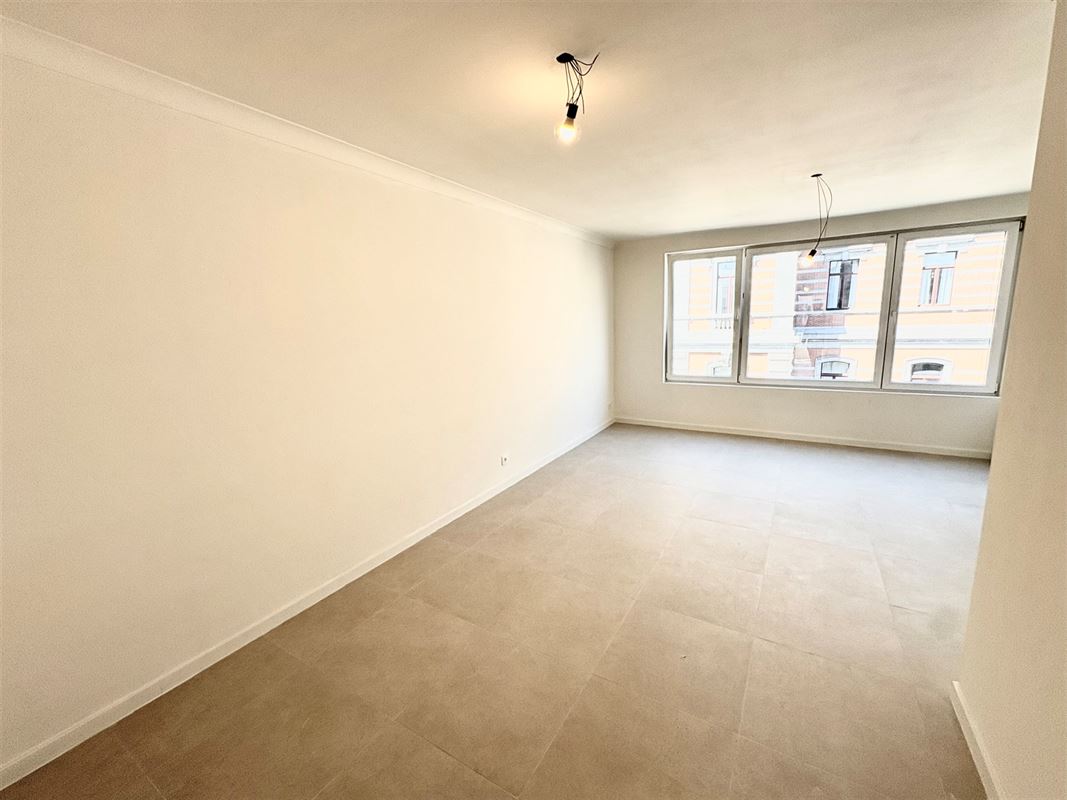Prachtige vernieuwd 2 slpk appartement.