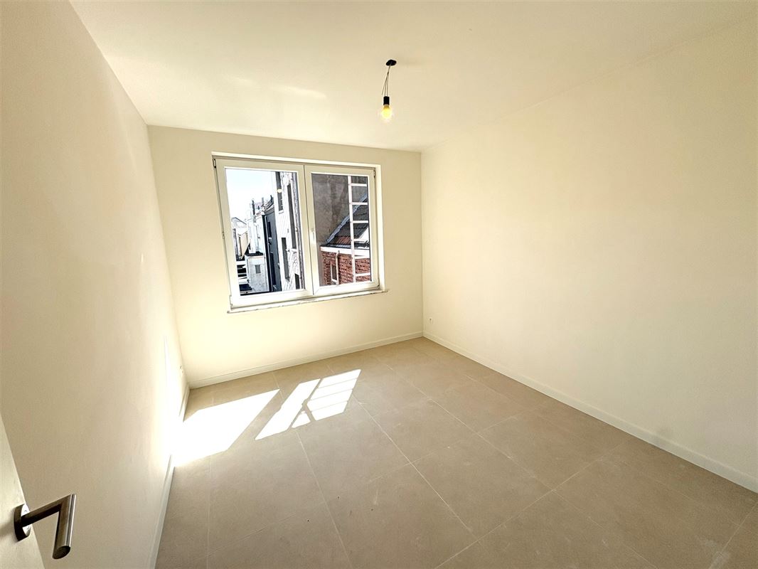 Prachtige vernieuwd 2 slpk appartement.