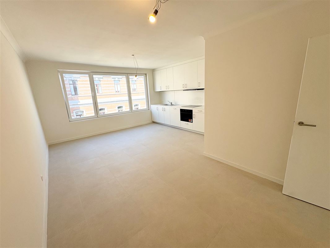 Prachtige vernieuwd 2 slpk appartement.