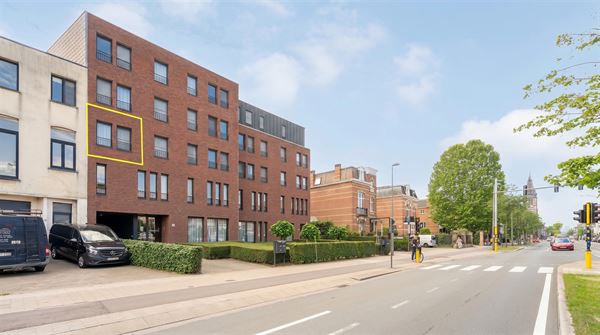Instapklaar 2-slaapkamerappartement met zuidoostterras.