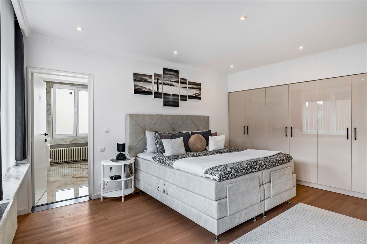 Prestigieuze woning met gelijkvloerse kangoeroewoning.