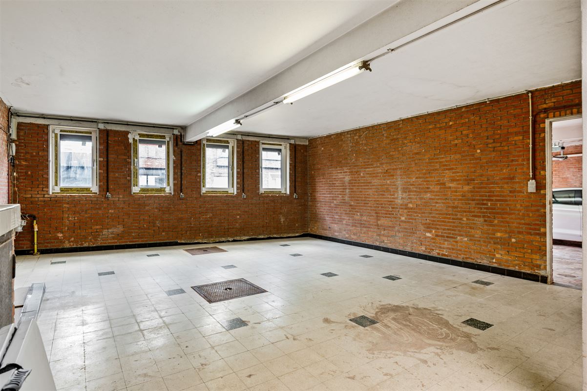 Prestigieuze woning met gelijkvloerse kangoeroewoning.