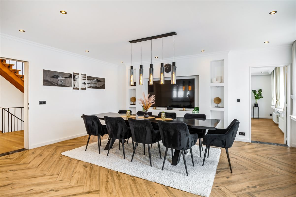 Prestigieuze woning met gelijkvloerse kangoeroewoning.