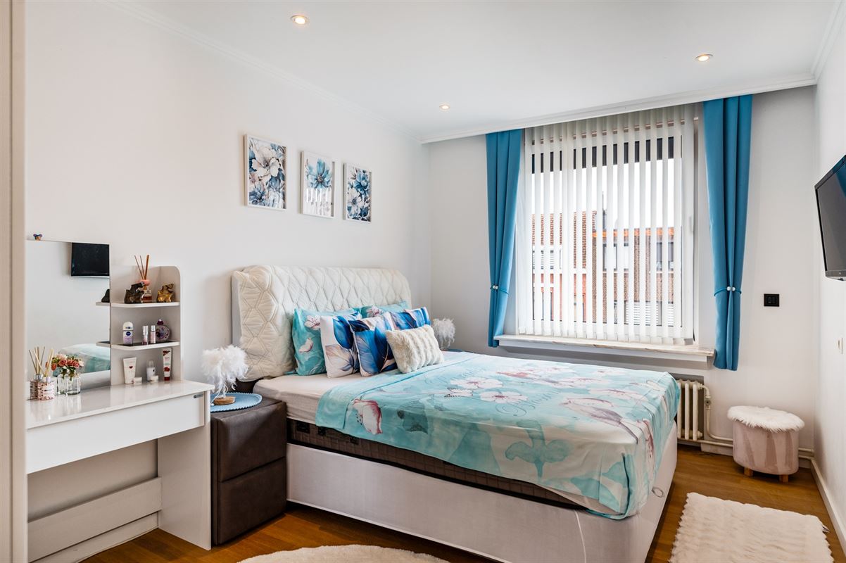 Prestigieuze woning met gelijkvloerse kangoeroewoning.