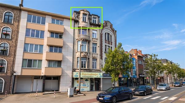 Charmant dakappartement met prachtig uitzicht.