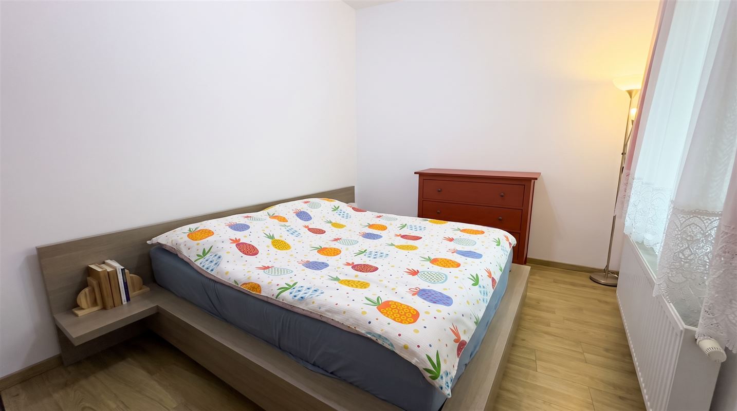 Rendabele opbrengsteigendom met 3 appartementen en handel.