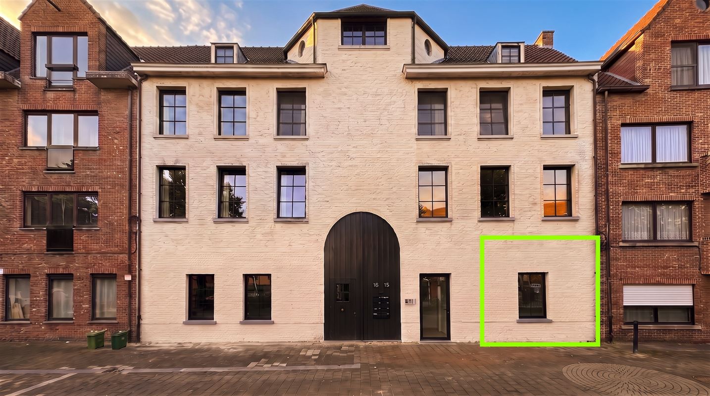 Nieuwbouwappartement met 1 slaapkamer en grote tuin.