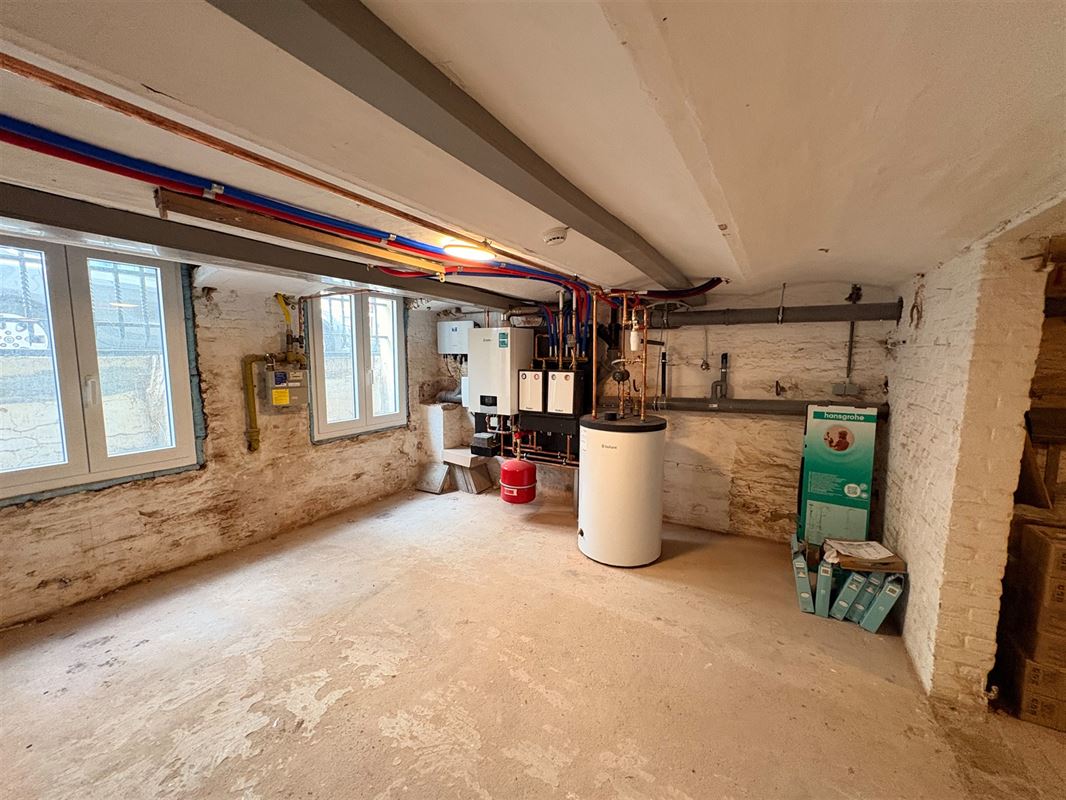 Gerenoveerde herenwoning met 5 slpks in Markgravebuurt.