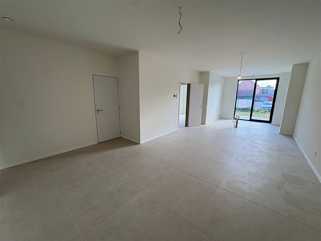 Ruim appartement met 1 slaapkamer en extra grote tuin.