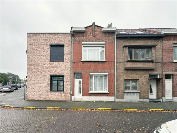 Volledig gerenoveerde woning met 3 slaapkamers