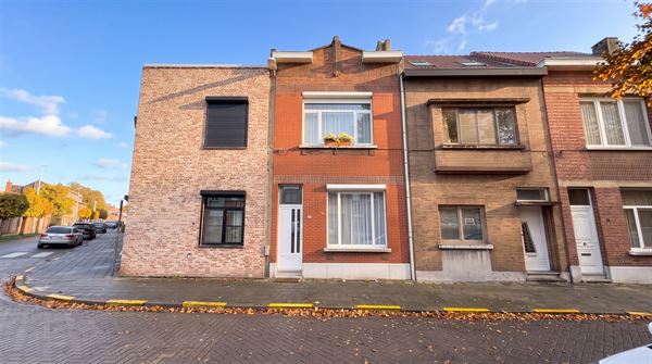 Volledig gerenoveerde woning met 3 slaapkamers