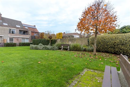 Tof gelijkvloers appartement met terras en gemeenschappelijke tuin te Mol.