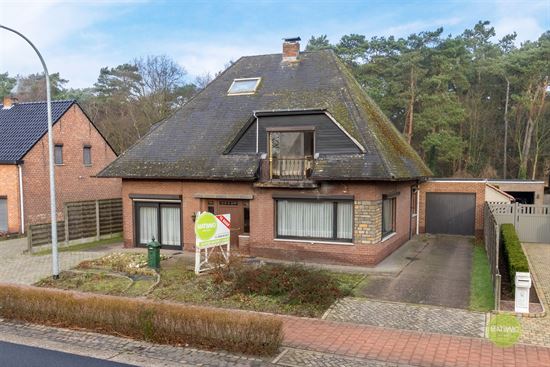 Charmante gezinswoning met 5 slaapkamers en bosrijke achtertuin in Dessel.
