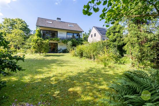 Prachtig gelegen woning met 5 slaapkamers in Mol-Gompel.