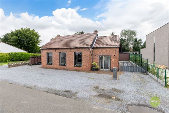 Ruime open bebouwing op groot perceel van 1040 m2 in Balen