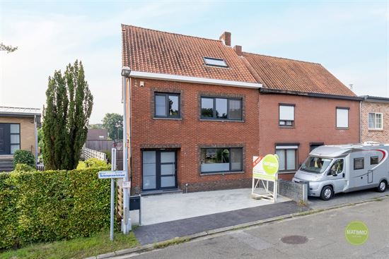 Prachtige halfopen bebouwing met 4 slaapkamers in Mol