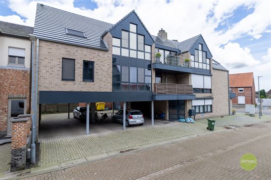 Gelijkvloers appartement met carport in Arendonk