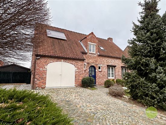 Karaktervolle woning met 4 slaapkamers nabij Mol-Centrum