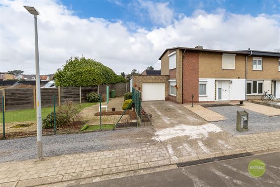 Instapklare halfopen woning in Ginderbuiten