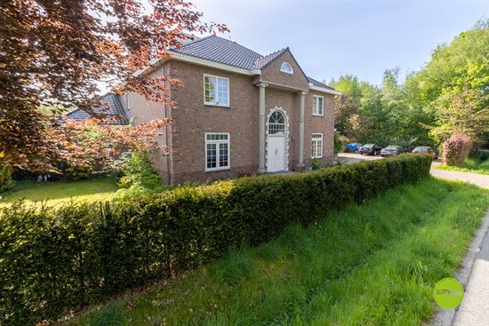 Exclusieve instapklare villa op royaal perceel in Pelt