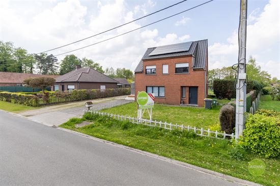 Vrijstaande woning op ruim perceel van 1.864 m2 in Geel