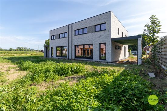 Lichtrijke nieuwbouwwoning (HOB) nabij centrum Laakdal