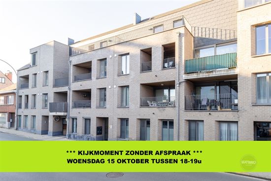 Instapklaar appartement met terras in Geel