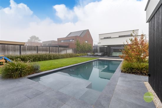 Moderne woning met 3 slaapkamers en zwembad te Balen