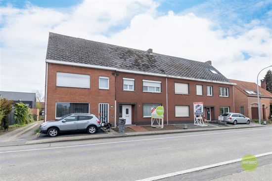 Op te frissen gezinswoning met 3 slaapkamers in Mol-Achterbos