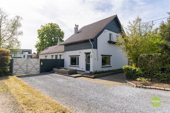 Veelzijdige woning met bijgebouw (B&B/zorgwoning) in Mol