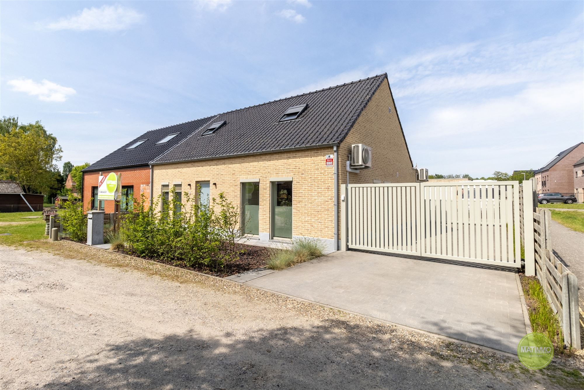 Gerenoveerde woning met 3 slaapkamers te Mol-Wezel