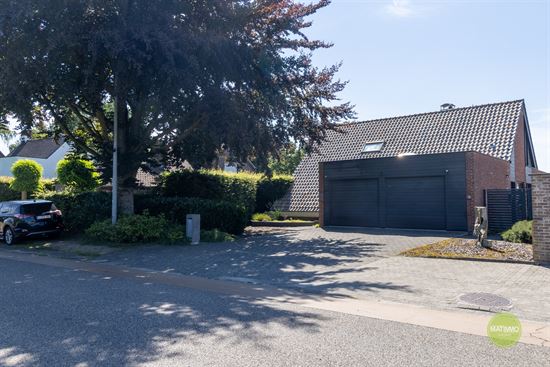 Ruime open bebouwing met 4 slaapkamers op toplocatie in Mol