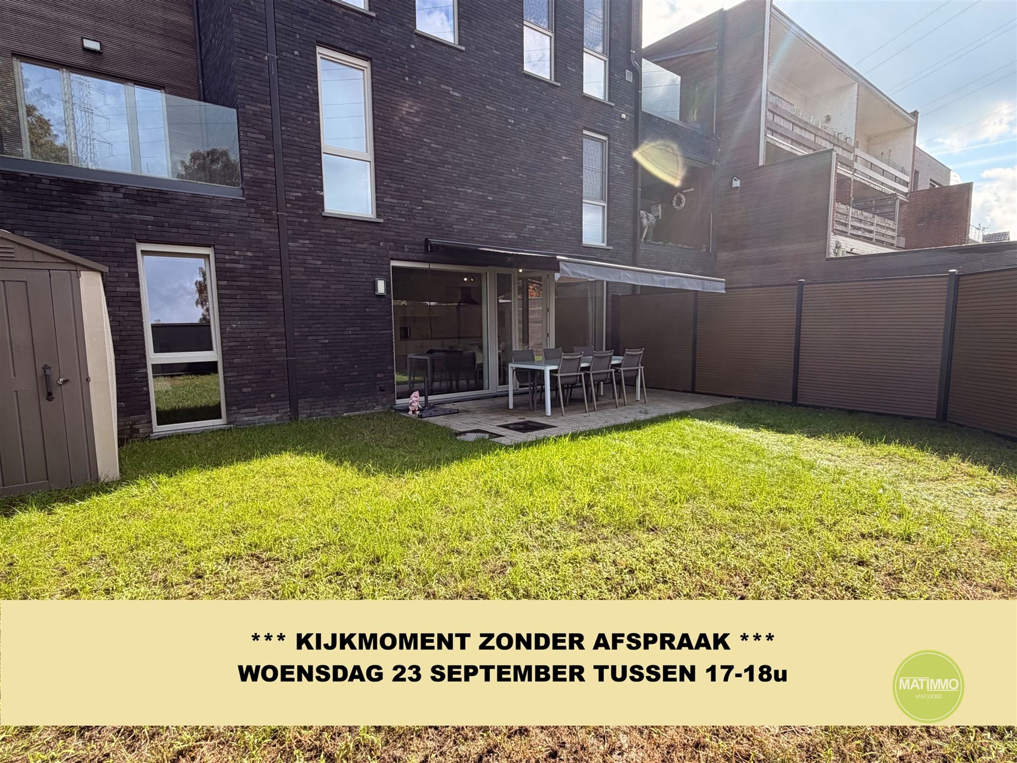 GELIJKVLOERS APPARTEMENT MET PRIVÉTUIN EN CARPORT IN MOL