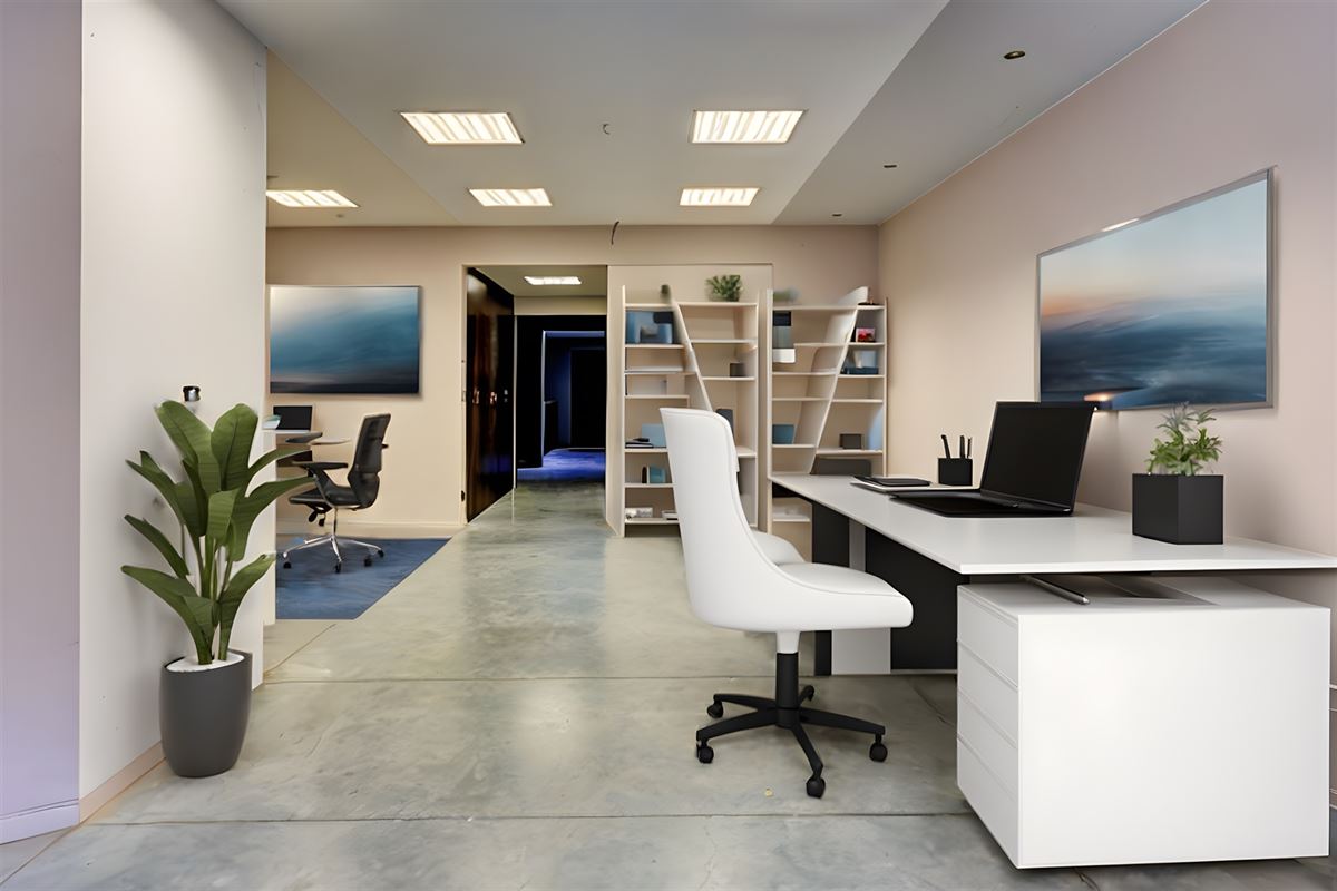 Unieke woning met handelsruimte, ruime stockage en renovatiepotentieel