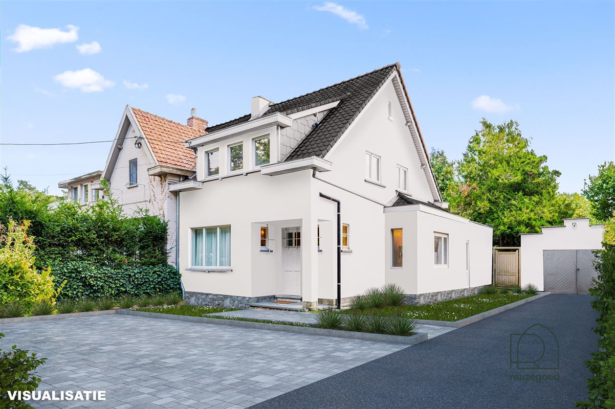 Halfopen bebouwing met bijgebouw en veel potentieel te koop in Bonheiden