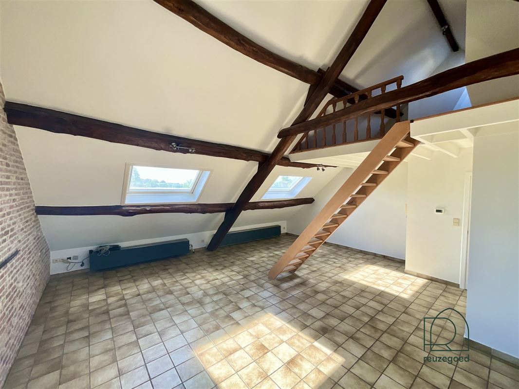 Gezellige studio met mezzanine te huur in centrum Muizen