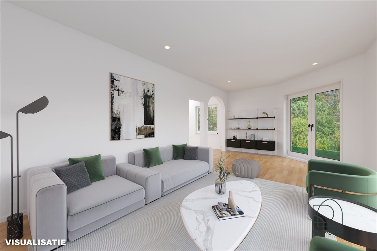 Te renoveren huis (tweewoonst)  met mogelijkheid tot 2 bouwgronden