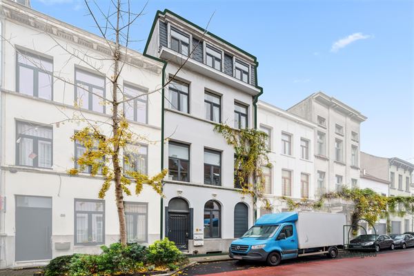 Karaktervol appartement met 2 slaapkamers in Antwerpen