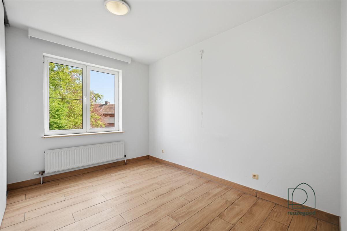 Opgefrist 2-slaapkamerappartement met garage in Kessel-Lo, vlakbij Leuven