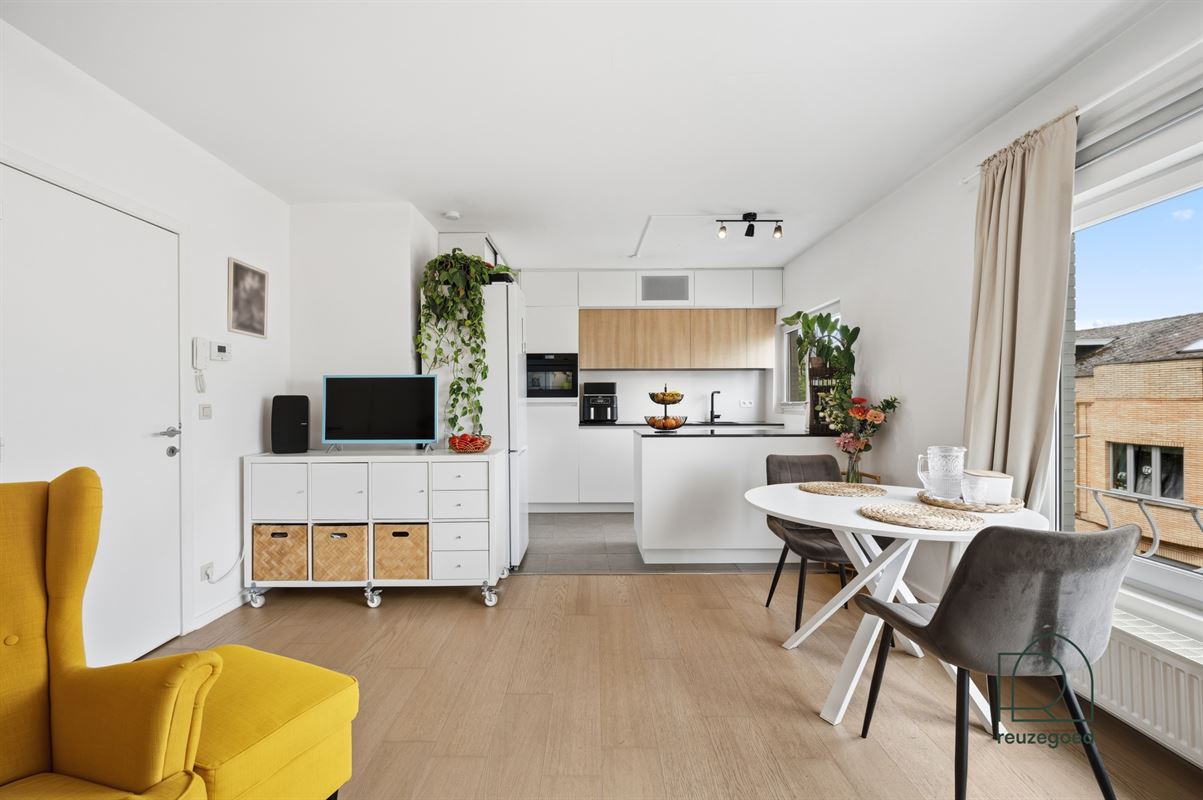 Leuk modern appartement met twee slaapkamers dichtbij centrum Mechelen