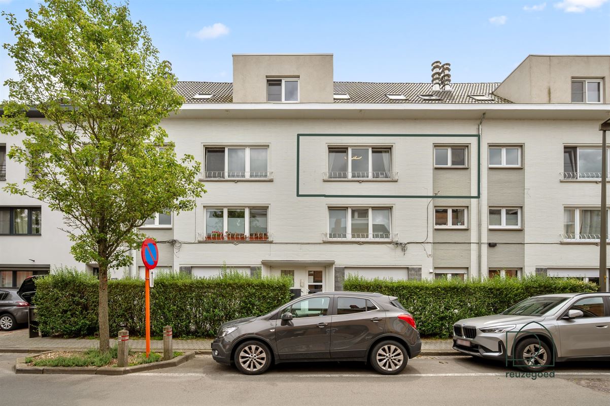 Leuk modern appartement met twee slaapkamers dichtbij centrum Mechelen