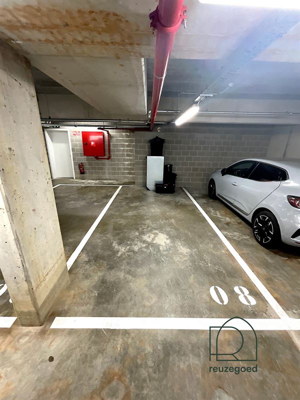 Ruim gelijkvloers appartement met grote tuin en terras in Putte