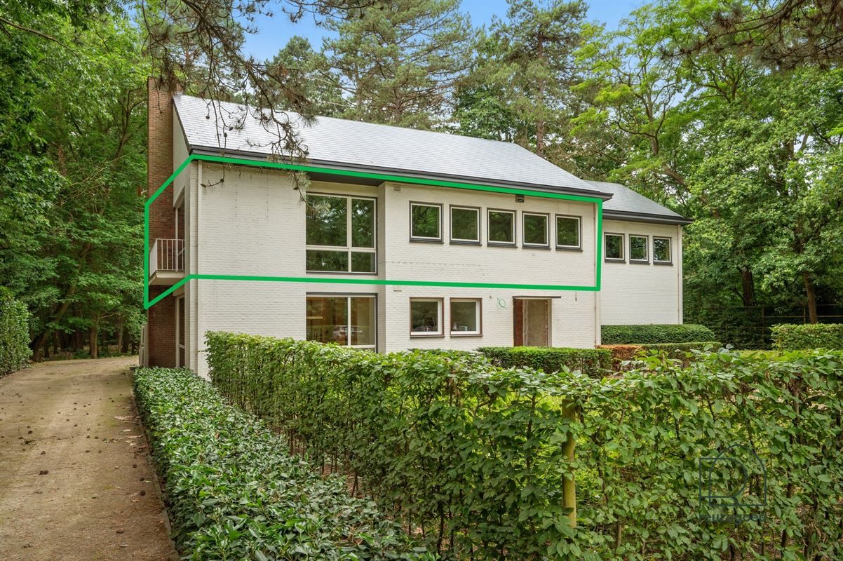 Exclusief gerenoveerd appartement in het groen van Bonheiden