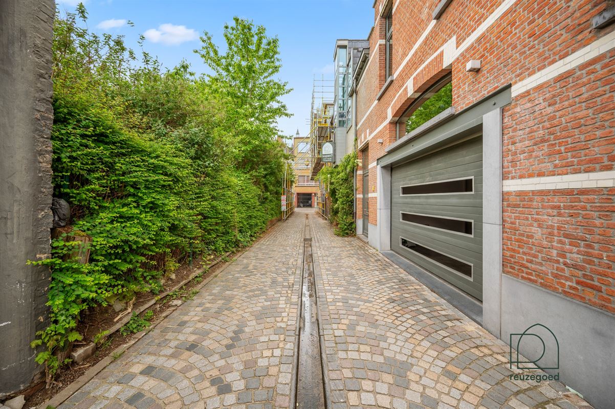 Parel van een triplex (2-3 slaapkamers) in hartje Mechelen!