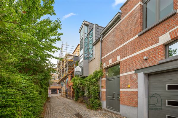Parel van een triplex (2-3 slaapkamers) in hartje Mechelen!