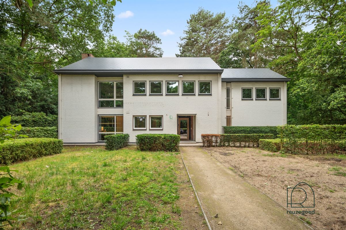 Exclusief gerenoveerd appartement in het groen van Bonheiden