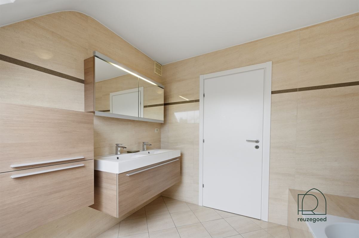 Duplex appartement te koop in centrum Bonheiden - 2 ruime slaapkamers - instapklaar en luxueus afgewerkt