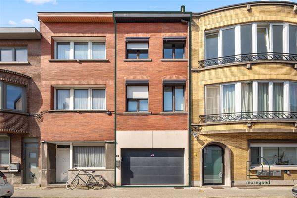 Instapklare stadswoning met garage en 3 slaapkamers op een toplocatie in Mechelen