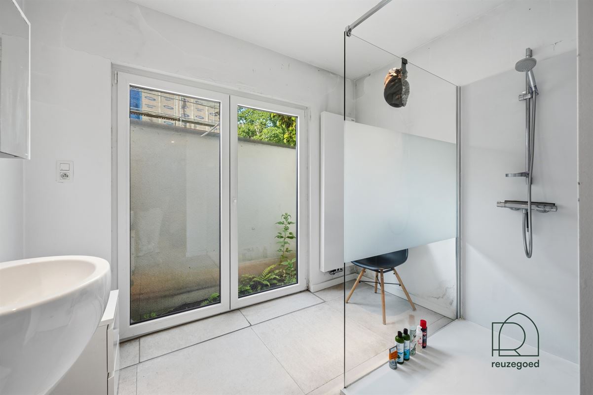 Instapklare stadswoning met garage en 3 slaapkamers op een toplocatie in Mechelen